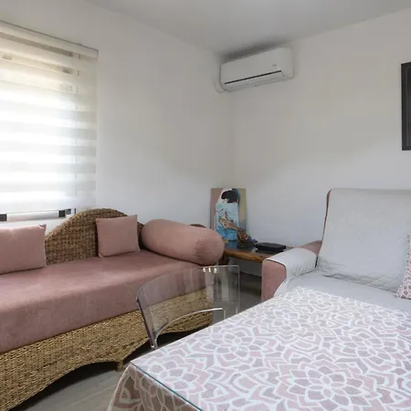 Apartment Triana Urban *