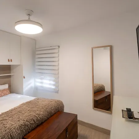 Triana Urban Apartment *