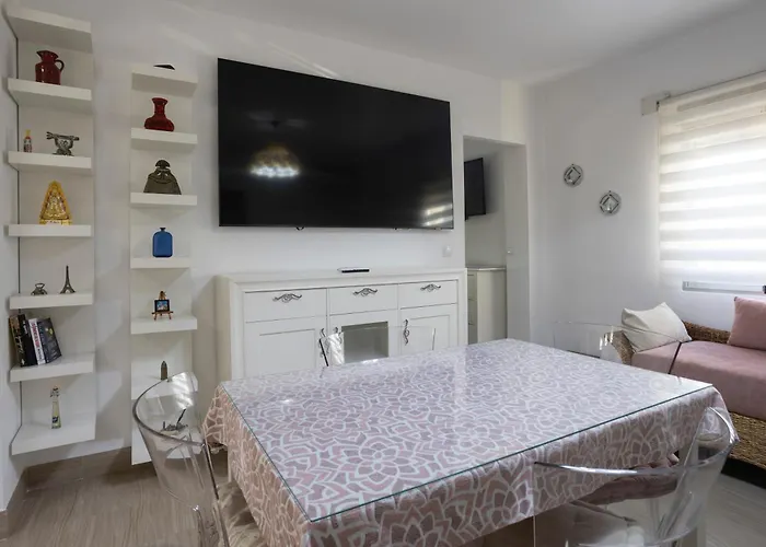 Triana Urban Апартаменты