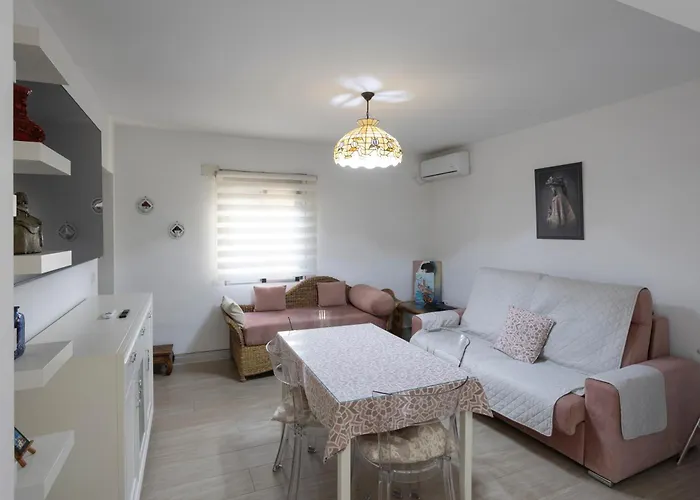 Triana Urban