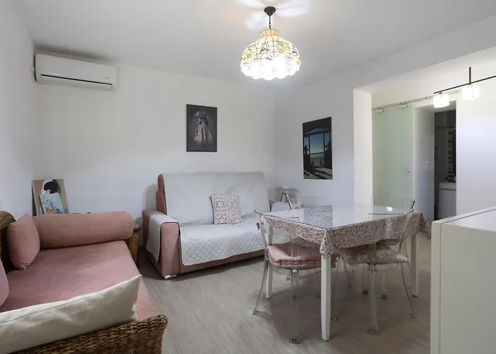 Triana Urban Апартаменты