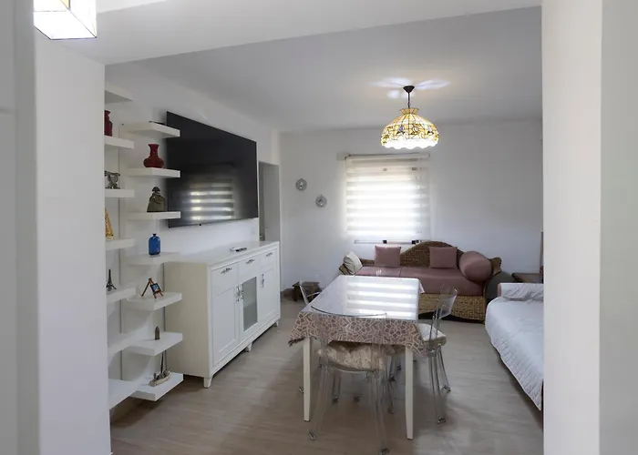 Triana Urban * Севилья